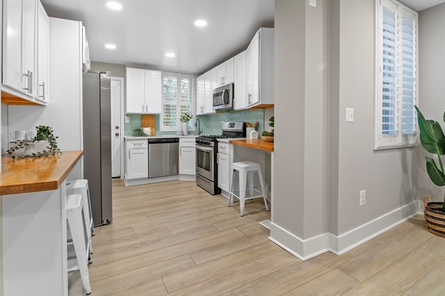 2318 Guilford Ave (17).JPEG