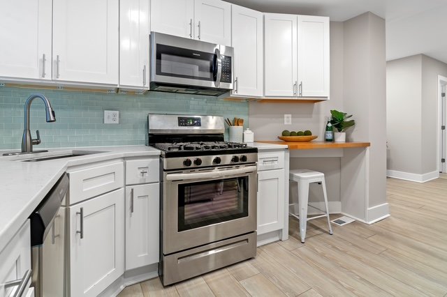 2318 Guilford Ave (20).JPEG