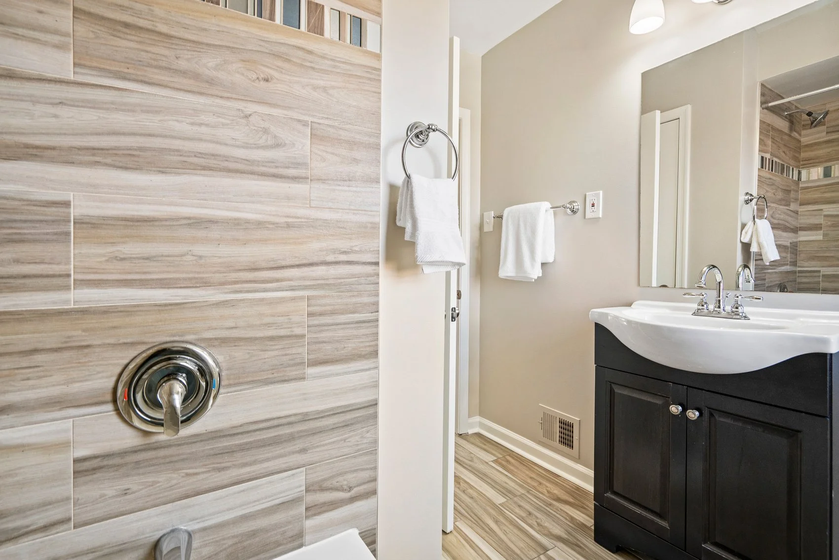 1283 Cedarcroft-45.jpg