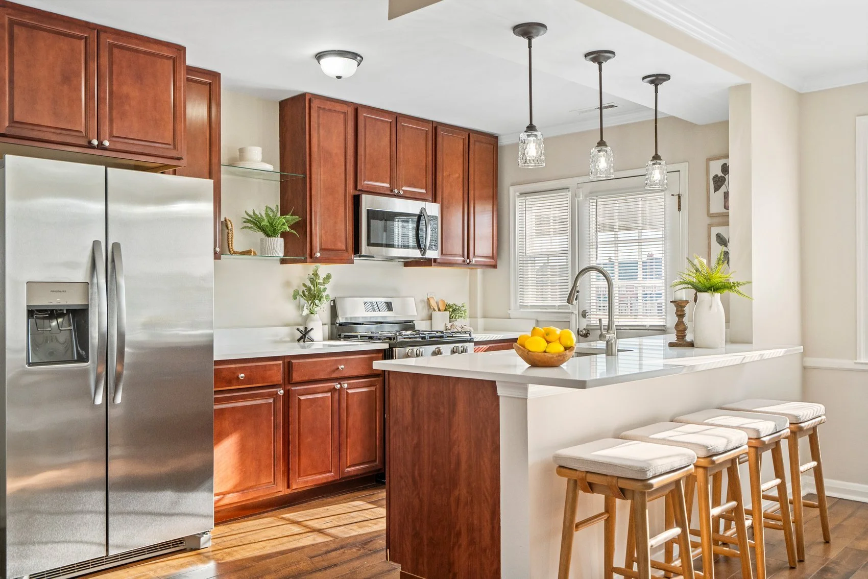 1283 Cedarcroft-18.jpg