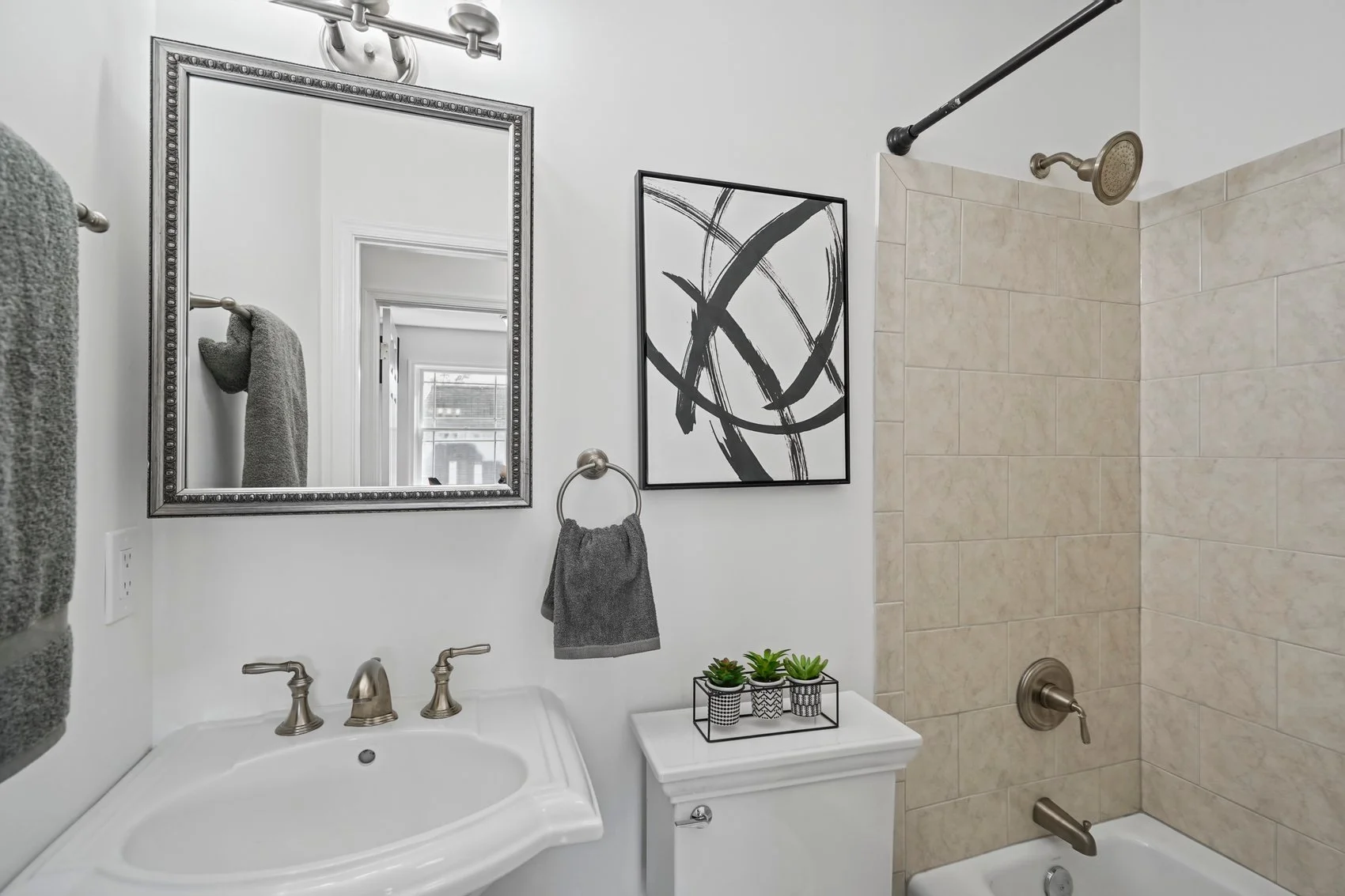 1332 burke rd-35.jpg