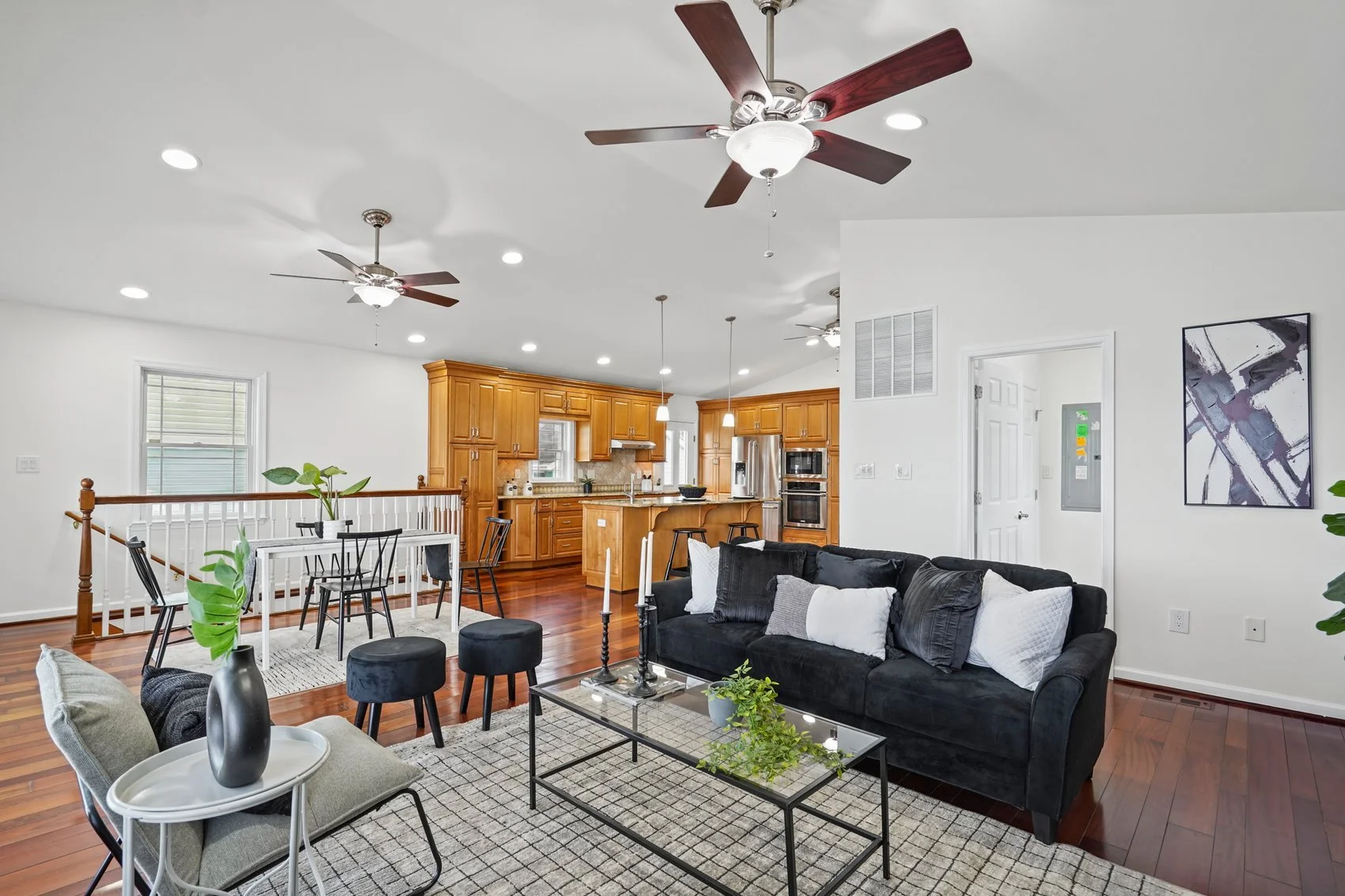 1332 burke rd-16.jpg