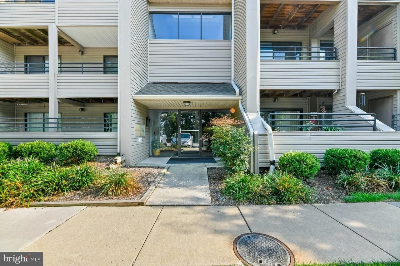 8011Greenspring.jpg