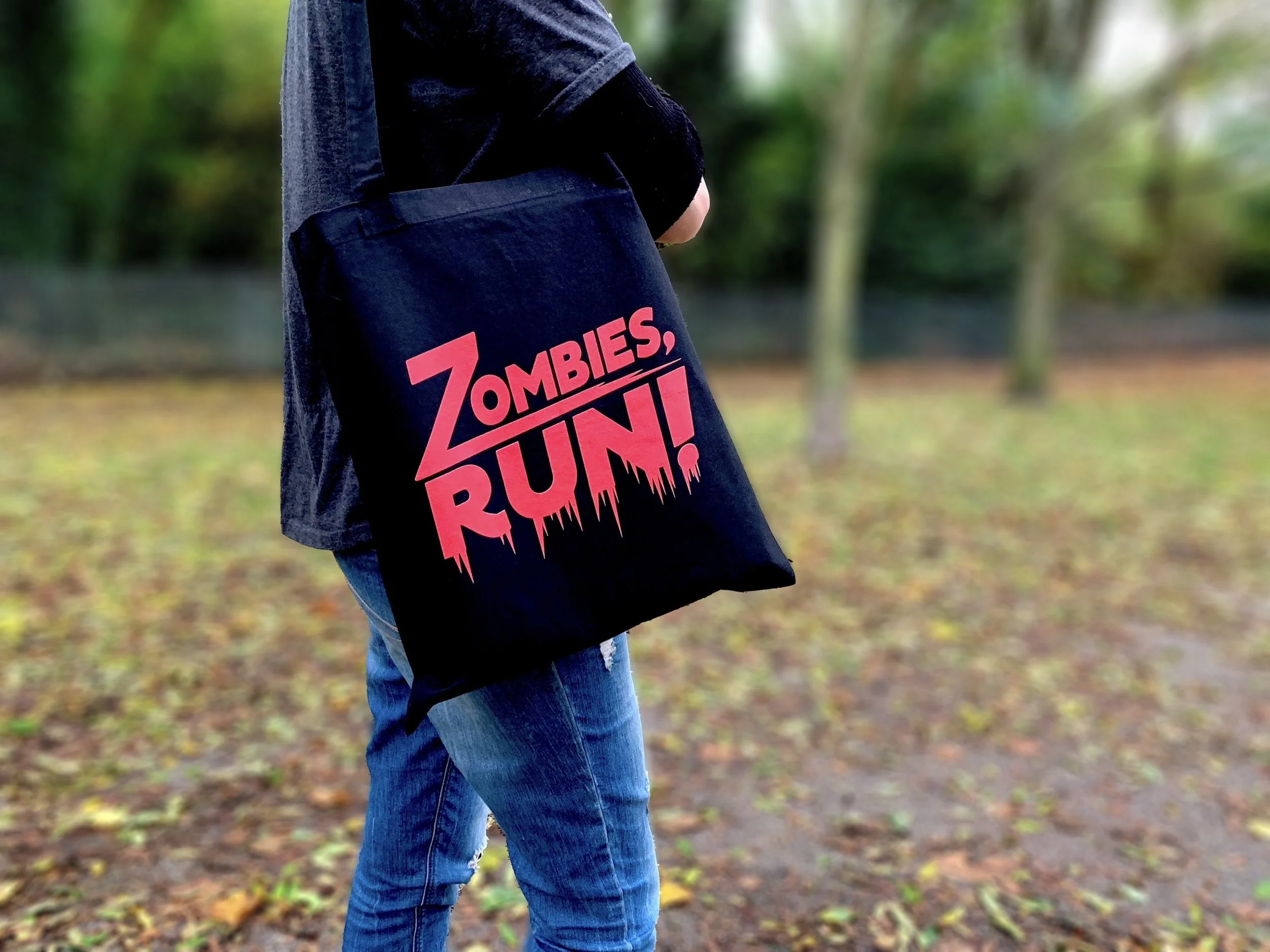 Zombies, Run! Tote Bag