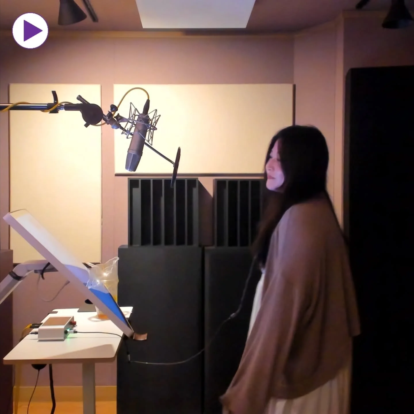 @noonsol_bella
#성우이눈솔 #lunarwave #루나웨이브