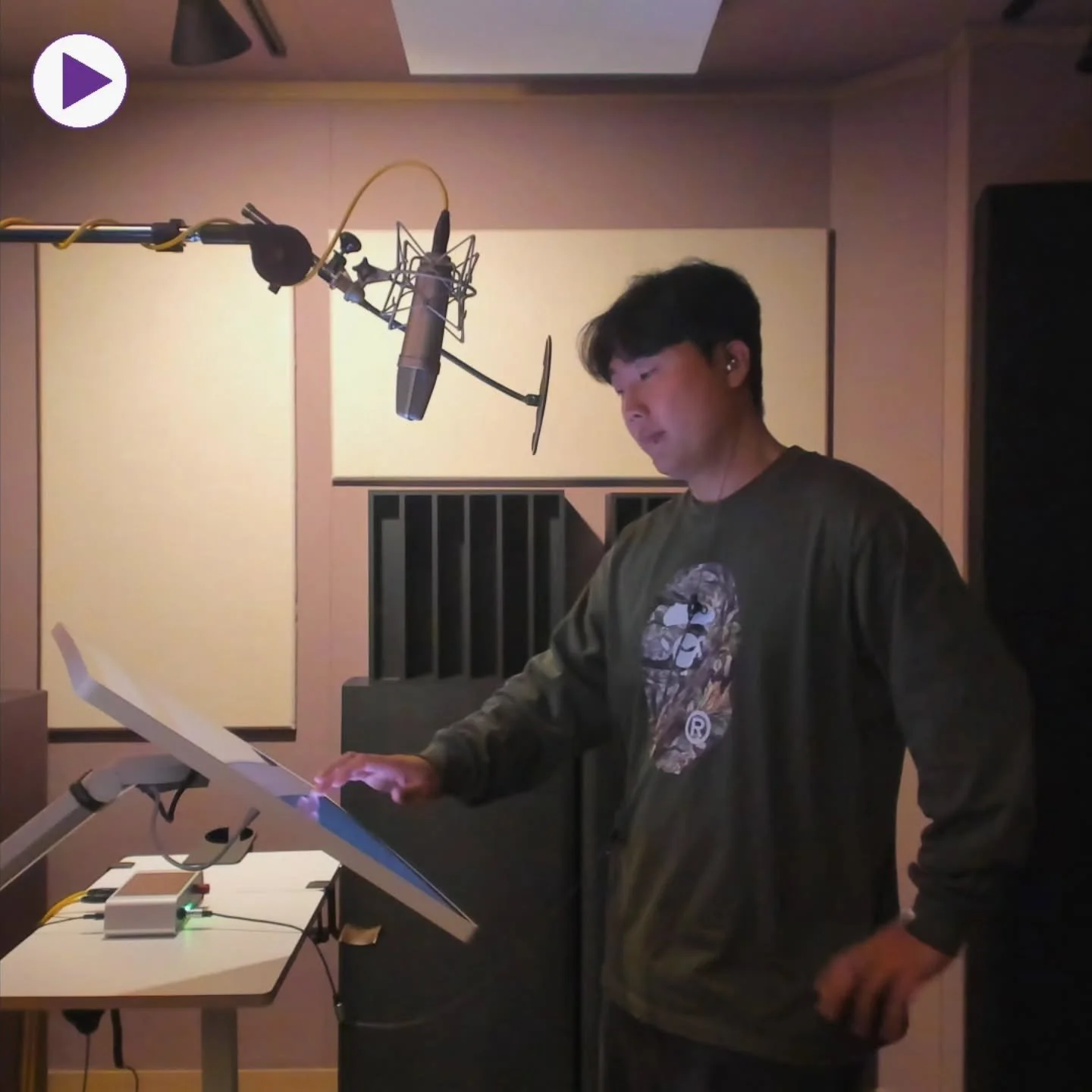 @_uhani
#성우정의한 #lunarwave #루나웨이브