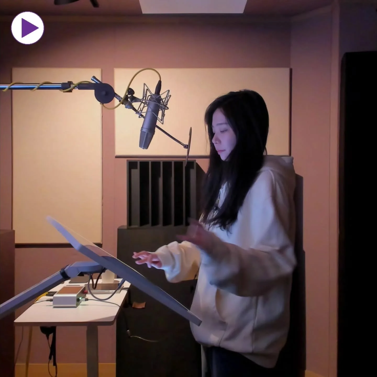 @jiyeoeyij
#성우임지연 #lunarwave #루나웨이브