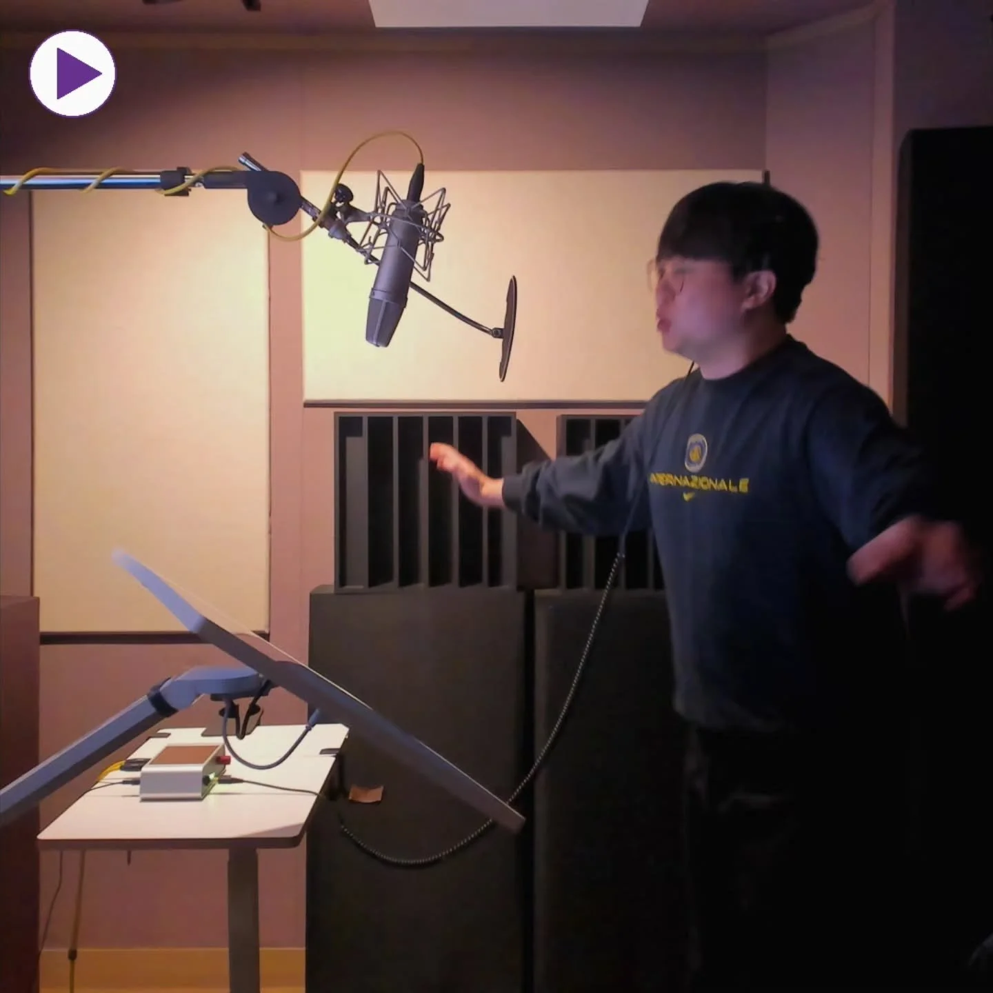 @victor_baek
#성우백종훈 #lunarwave #루나웨이브