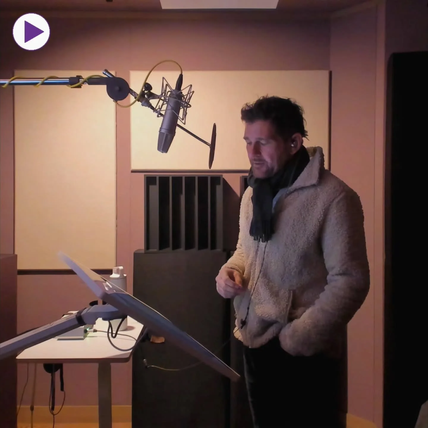 @mikeyantzi
#영어성우 #lunarwave #루나웨이브