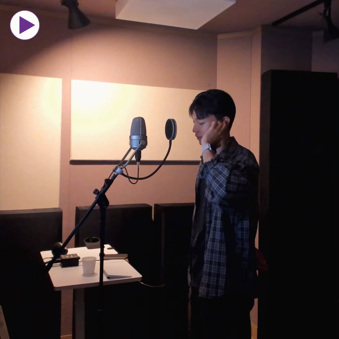 @2.do.ha
#성우이도하 #lunarwave #루나웨이브