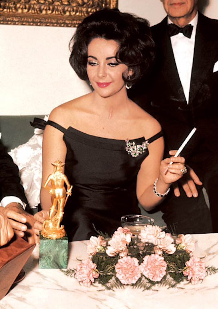 1960-A-Bulgari-brooch-she-wore-for-the-film-The-V.I.P.s.png