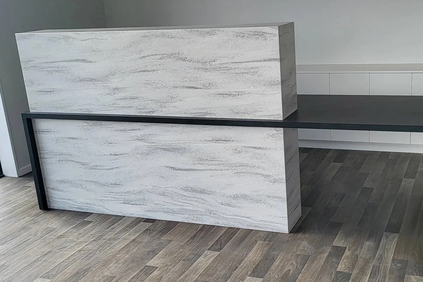 Acrylic counter