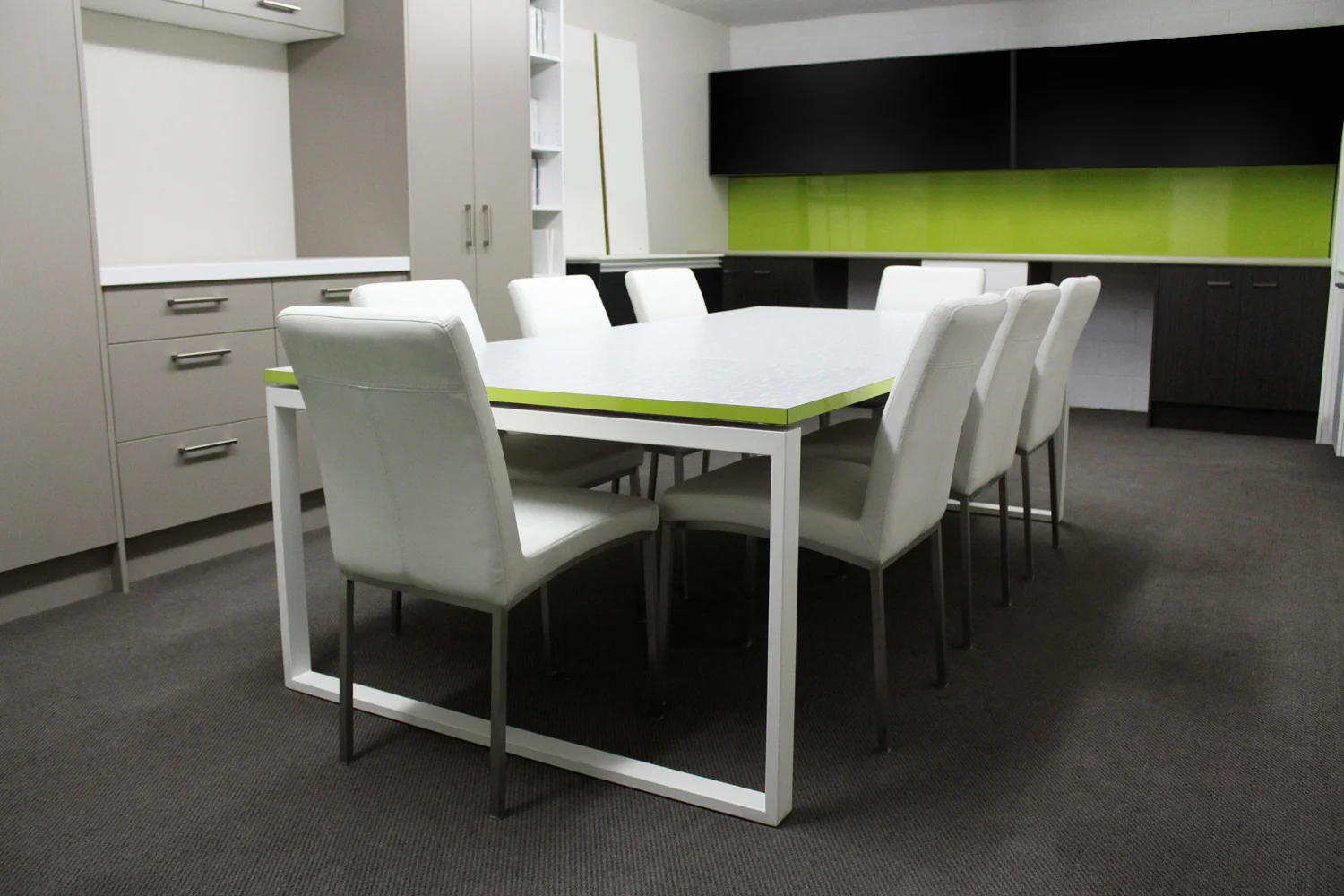 Freeform Laminates Show-room, Christchurch