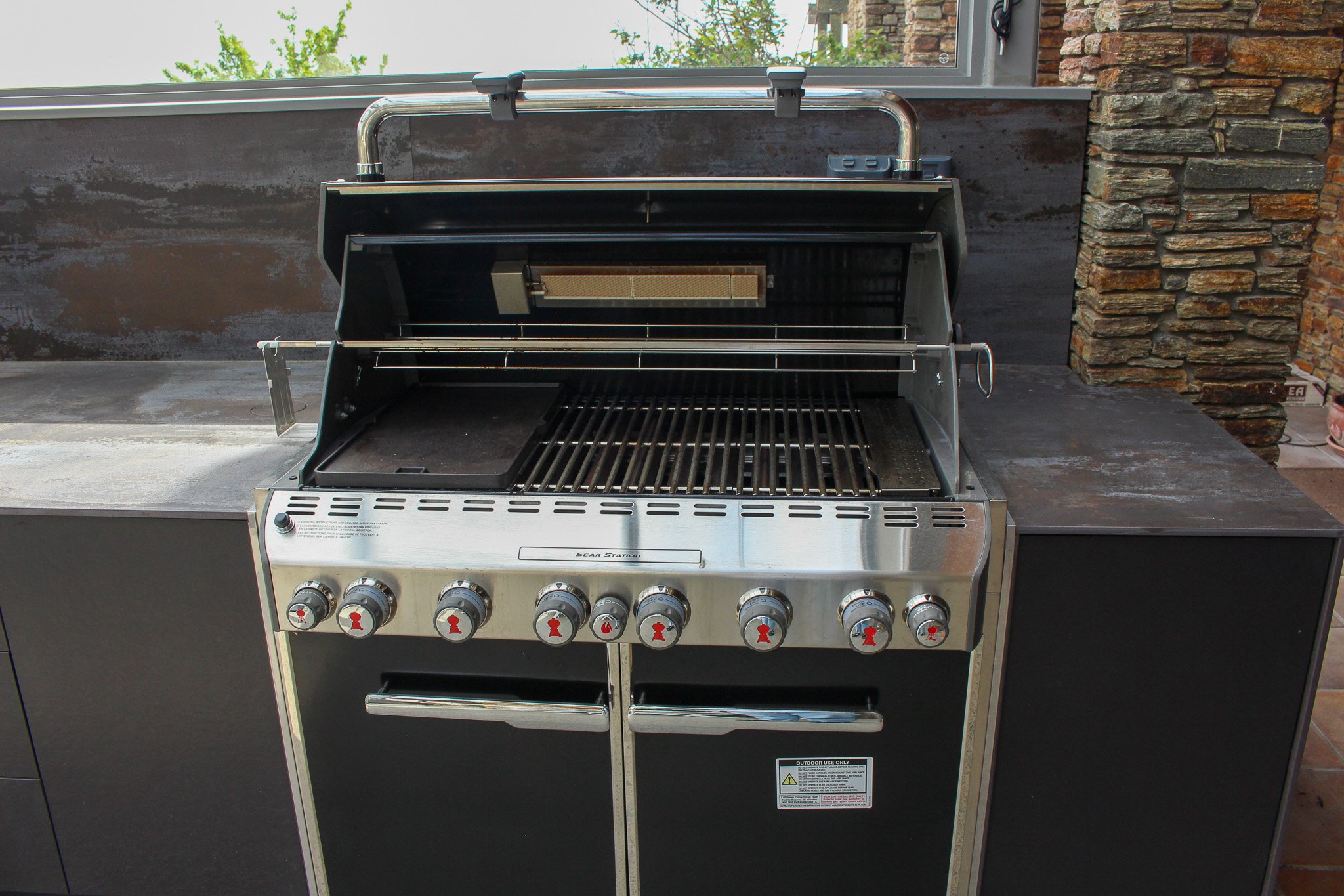 Weber Freestanding-02.jpg