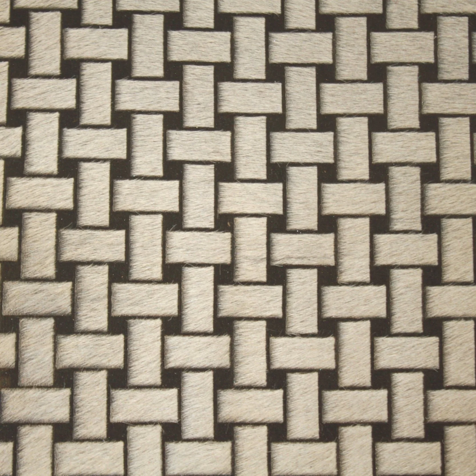 etched & engraved technique  with a black wash on elsi hair on hide in blonde #069.999.bch.07.t.003