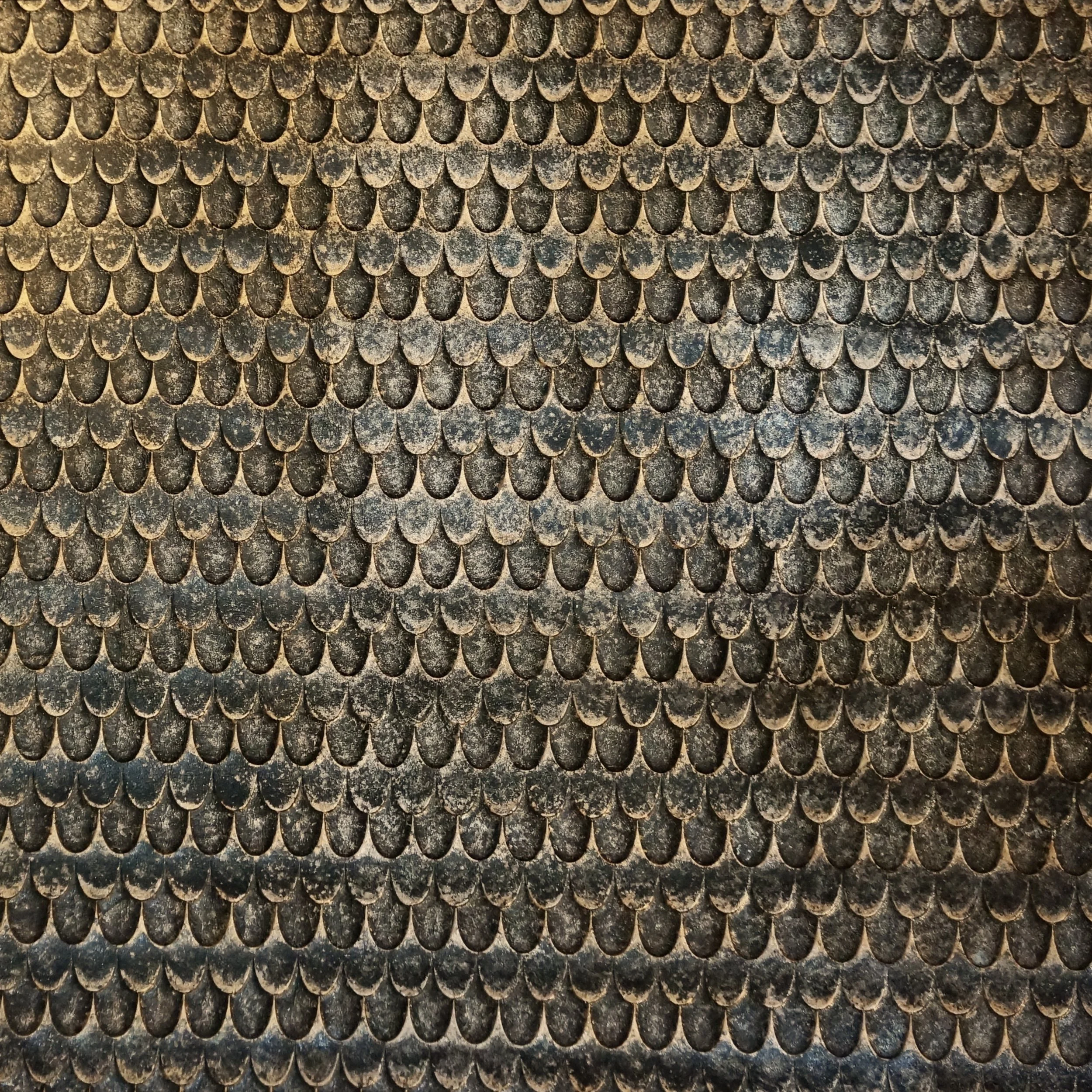 ON ASCOT LEATHER IN COLOR MAN'O'WAR WITH BRONZE AND PEWTER ANDROMEDA PAINT