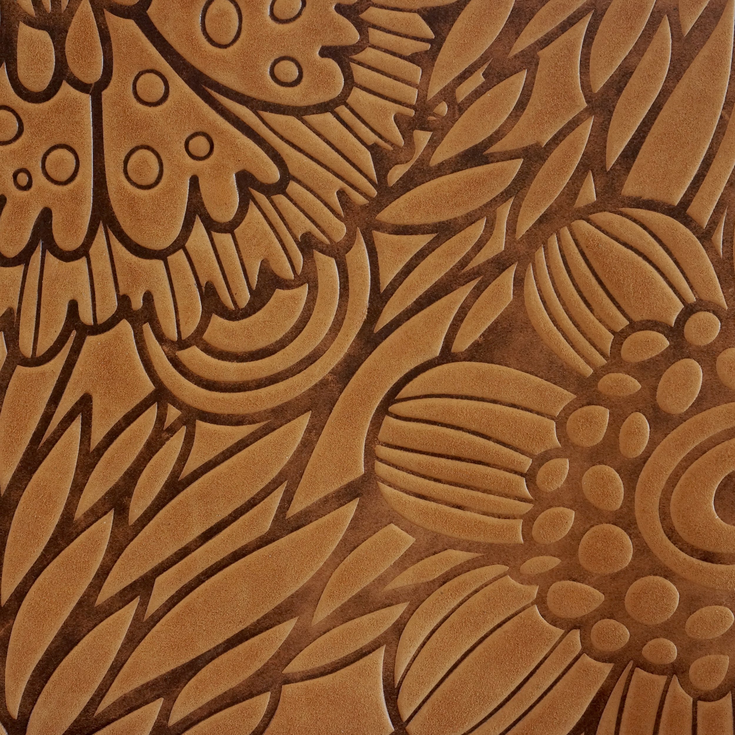 ON RUTHEREFORD SUEDE IN COLOR CHESTNUT