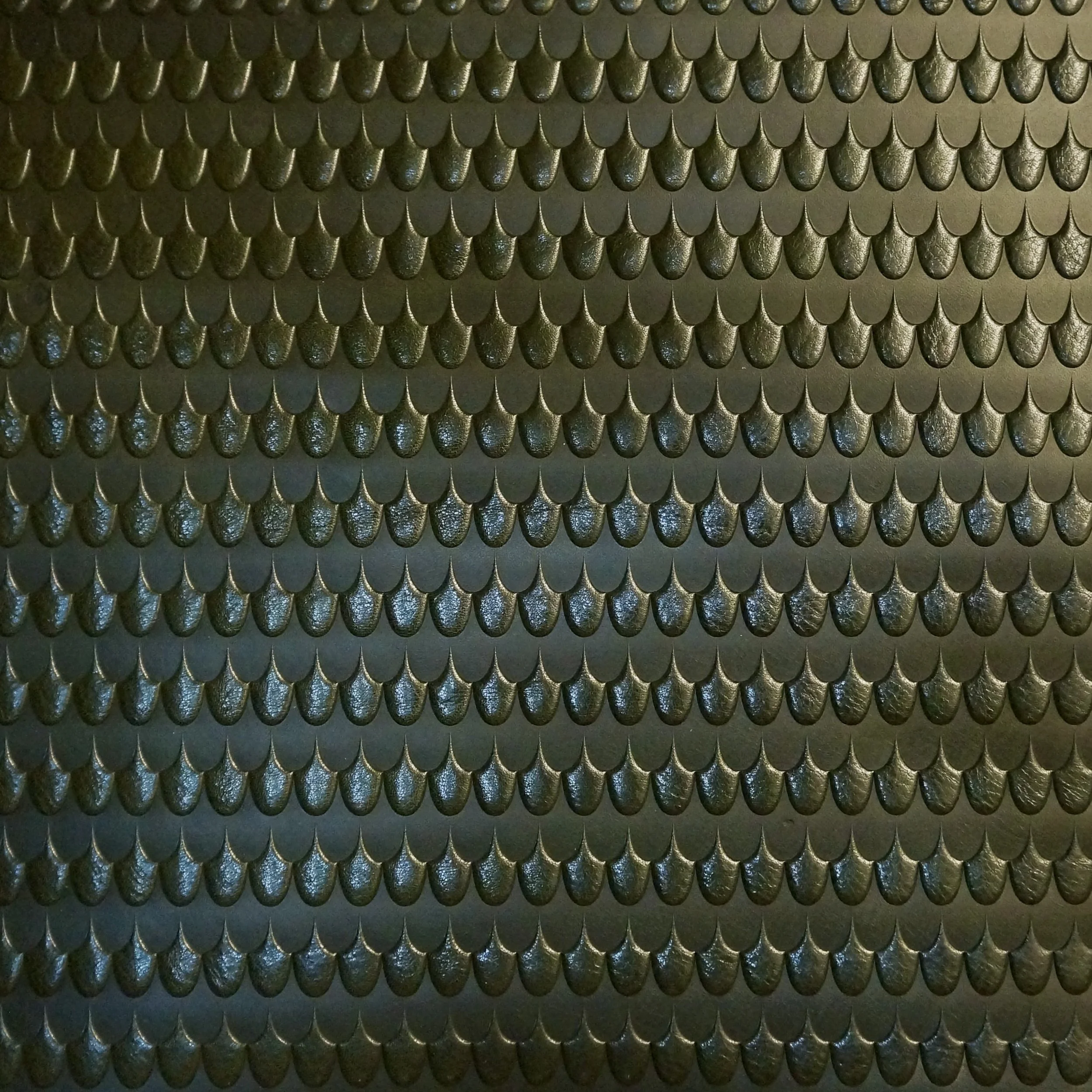 ON ASCOT LEATHER IN COLOR FRANKEL