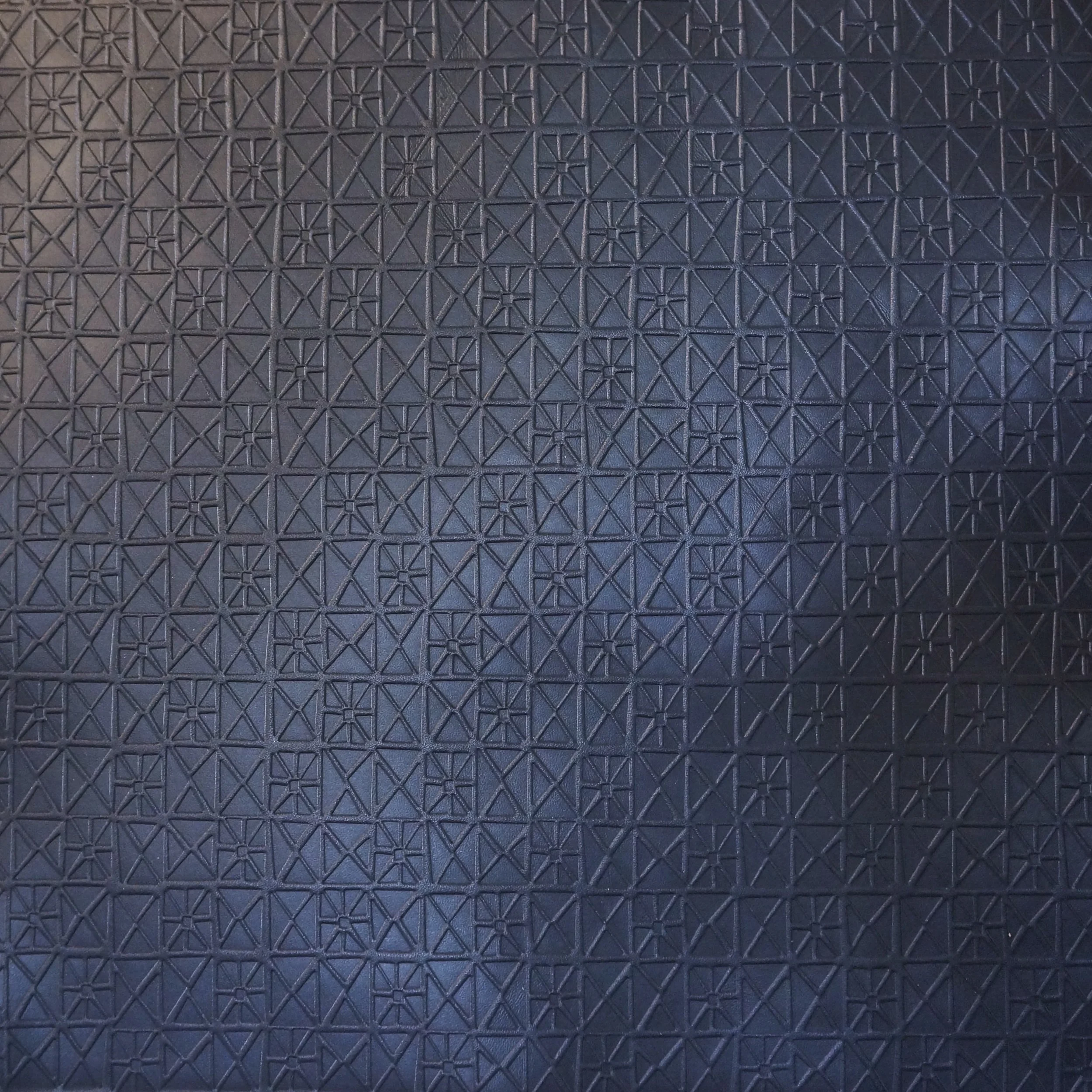 ON MAUDE LEATHER IN COLOR CONCORD