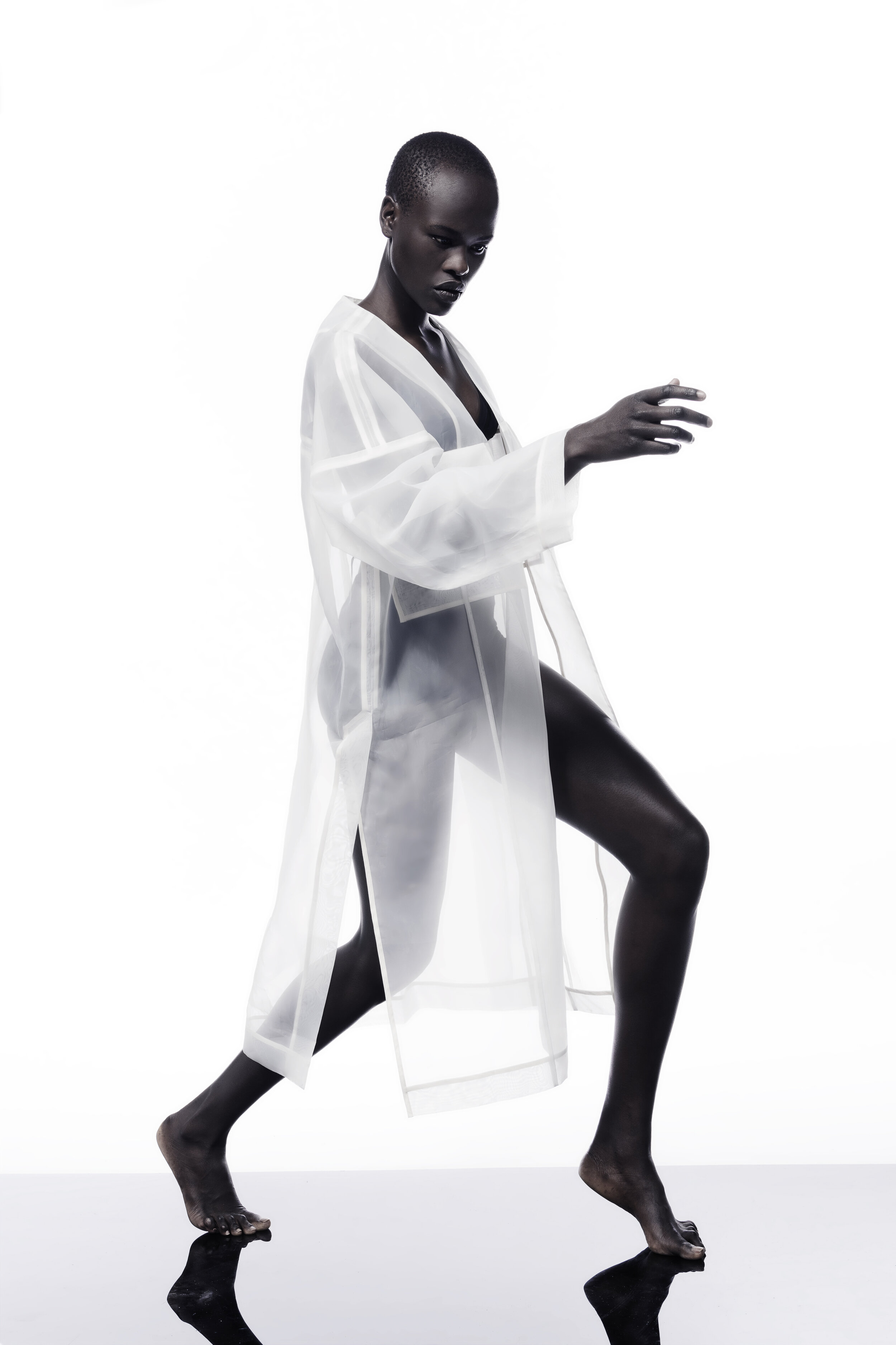  Photo: David Tran Models: Badu (Ciotti Models Toronto) and Naro (Next Canada) Makeup: Phoebe Lin 