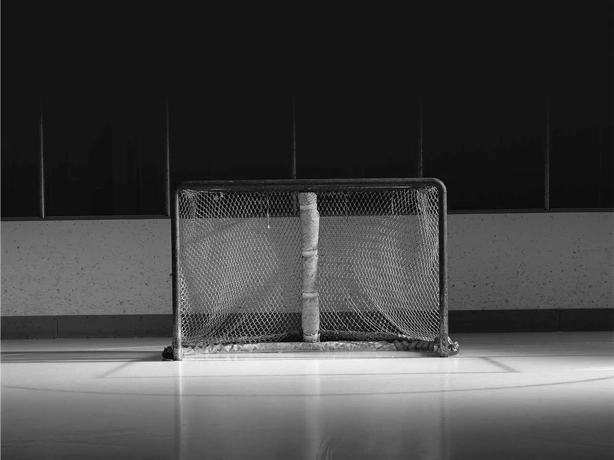 Wholesale Sports Inc