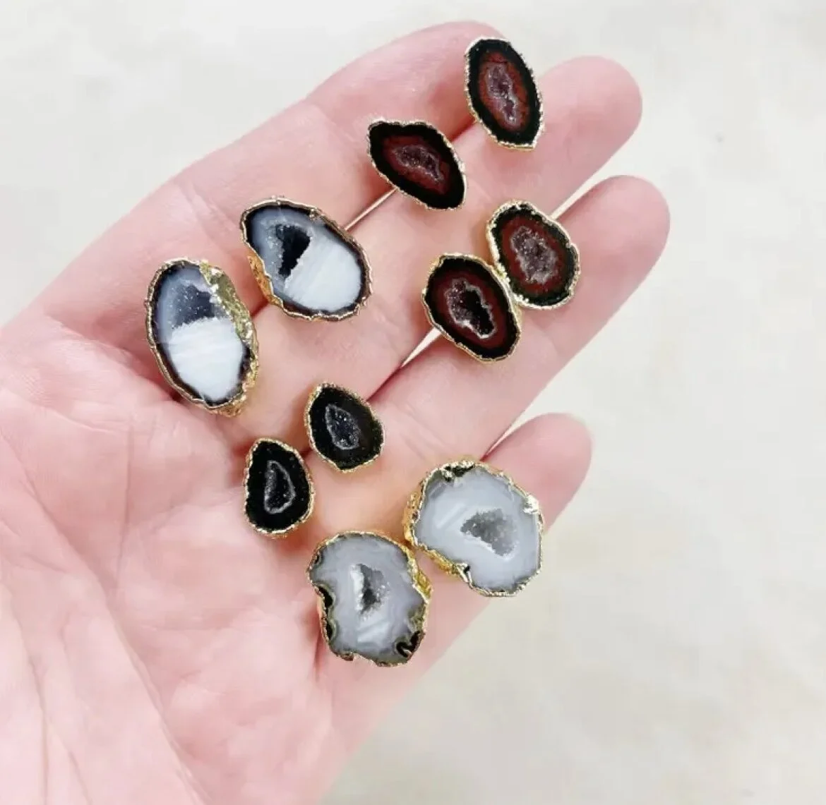 DB29433D-B710-4DDD-AA3A-889ECDA707B0