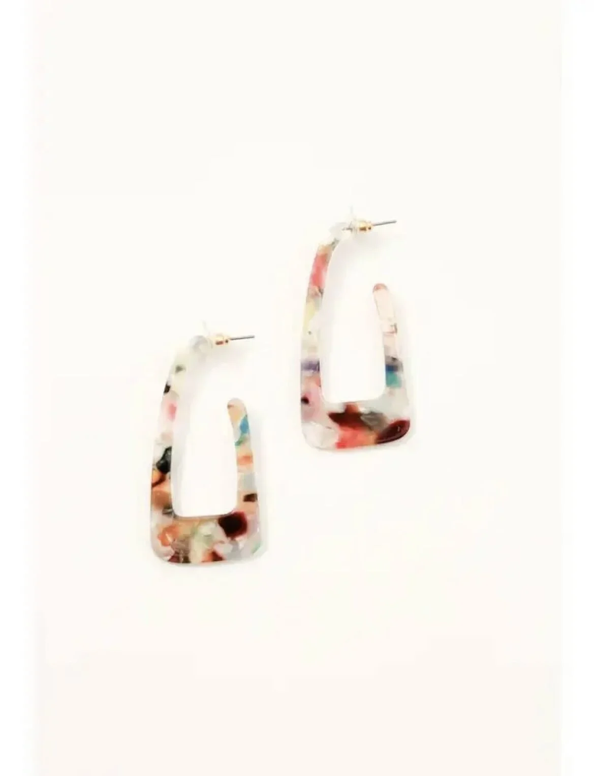 8EB5E381-5284-4319-953C-48A8EEAECB05