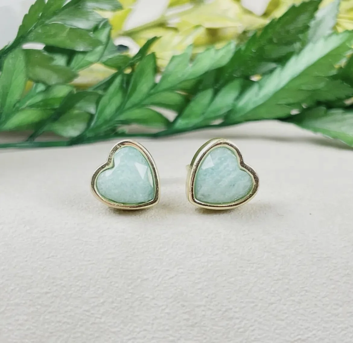 1EF02C52-6A93-4072-9658-4034A5ACF454