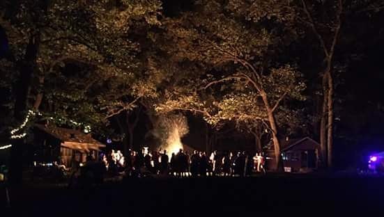 Burn Burn vibes! Get your tickets to #burnburn which takes place in Ottawa on May 16th-19th! For details and tickets, click the link in profile, B.U.R.N.ers! Tickets are live!
Get your tickets here and don't forget to complete the online waiver, which is REQUIRED for entry: https://burnburn2019.brownpapertickets.com/
Got questions? Want to volunteer? Visit burningmanchicago.org/burn-burn.
#BURNBurn #MarvelousMutation #burners #chicagoburners #burningmanchicago #boldurbanrenaissancenetwork #burn #regionalburn