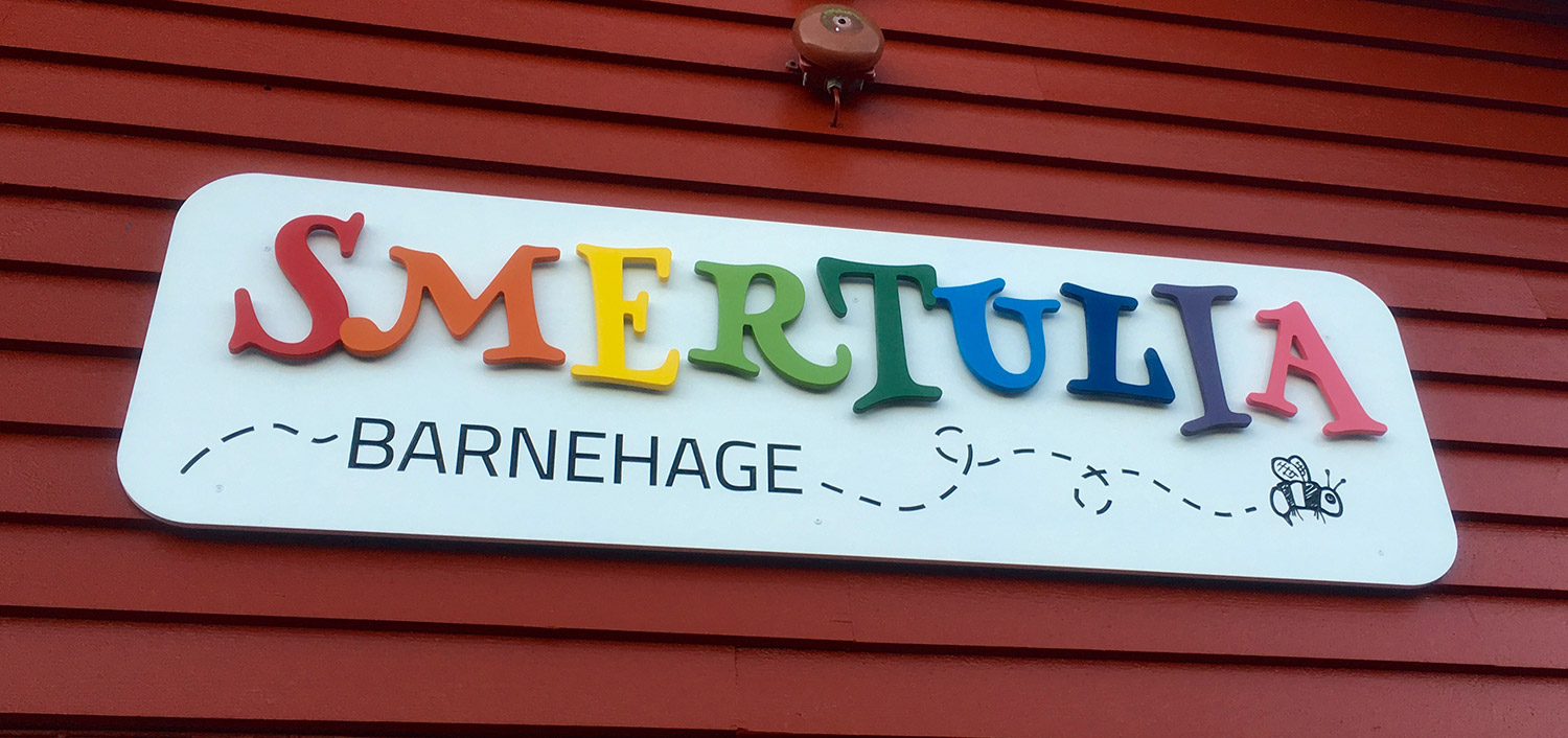 Fasadeskilt, Smertulia barnehage