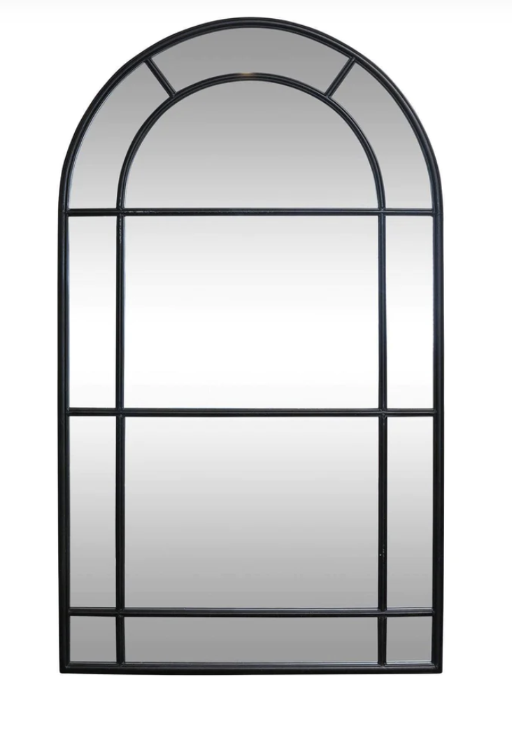 Black Iron Arched .png