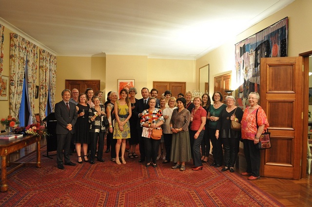 The Ambassador of France, H.E. Mr Christophe Lecourtier; Hannah Gason; Ivana Jirasek; Bev Growden & Eric Soulier with guests.