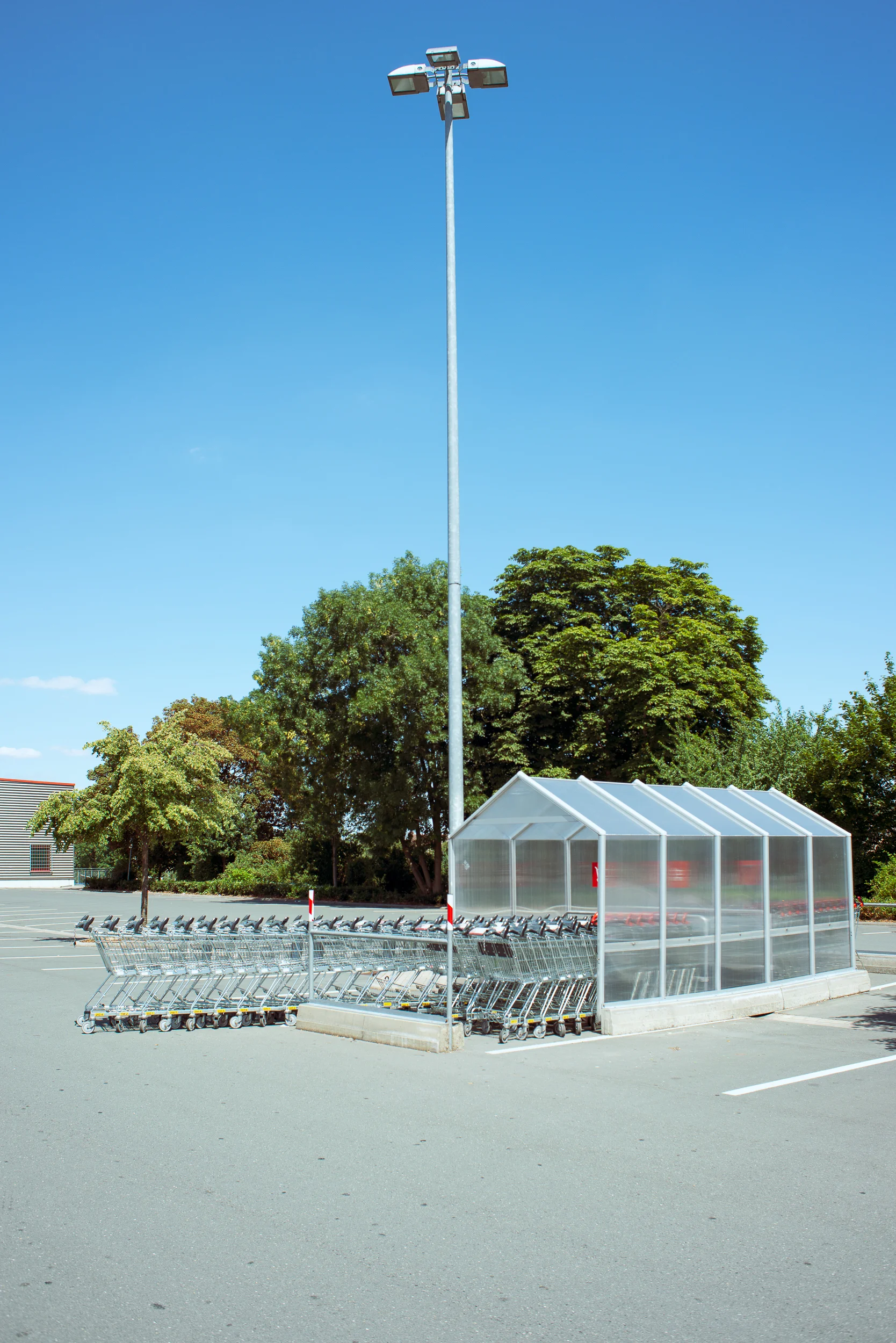 Supermarkt-Parkplatz_Kaufland_20180708_0293_2500px.jpg