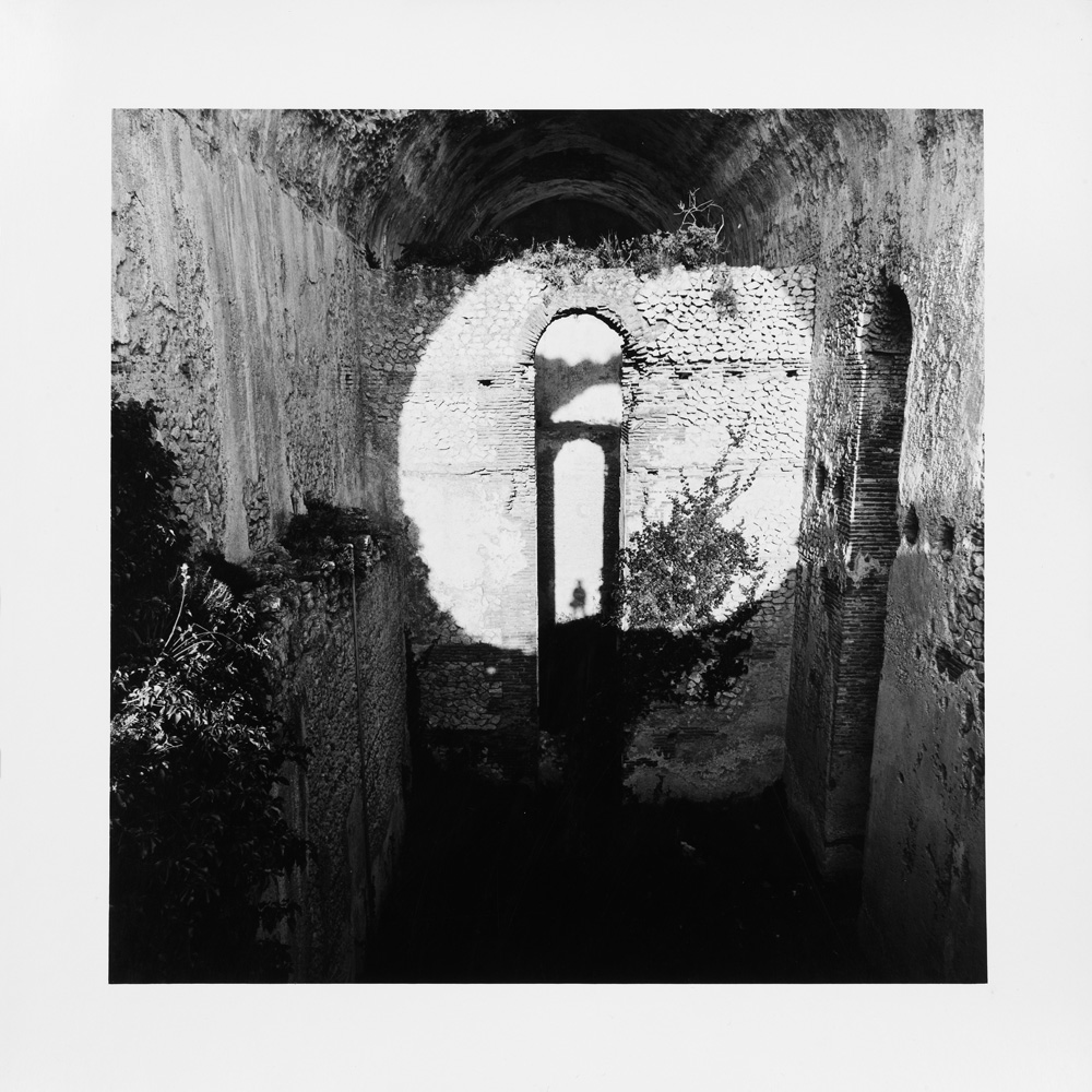 Mimmo Jodice Capri un pretesto Certosa di San Giacomo 01.07.1983