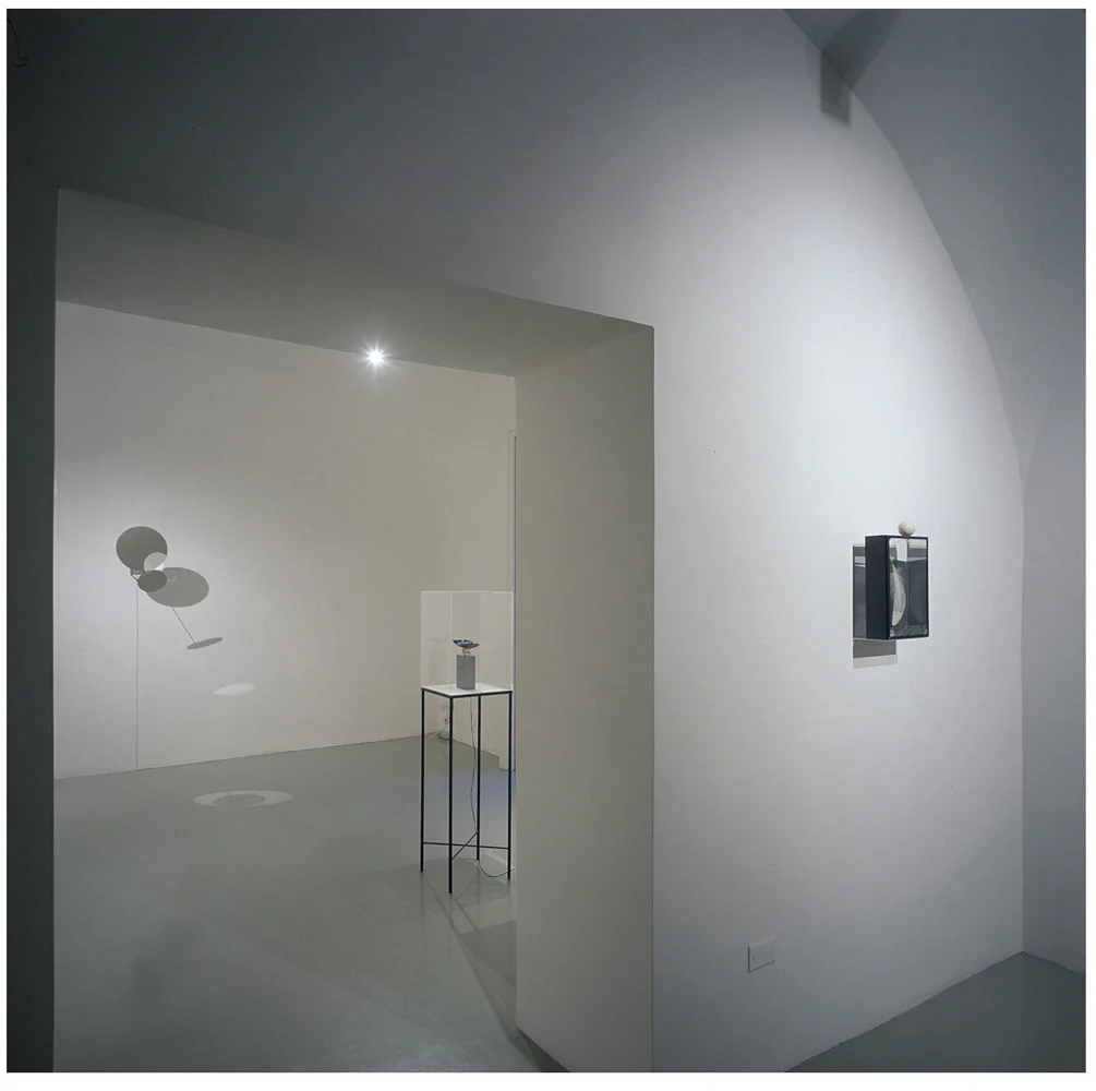 Rebecca Horn, Studio Trisorio, Napoli 30.10.2003