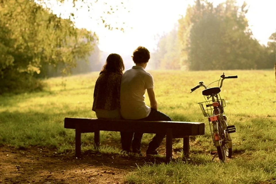 boy and girl bucket list moment