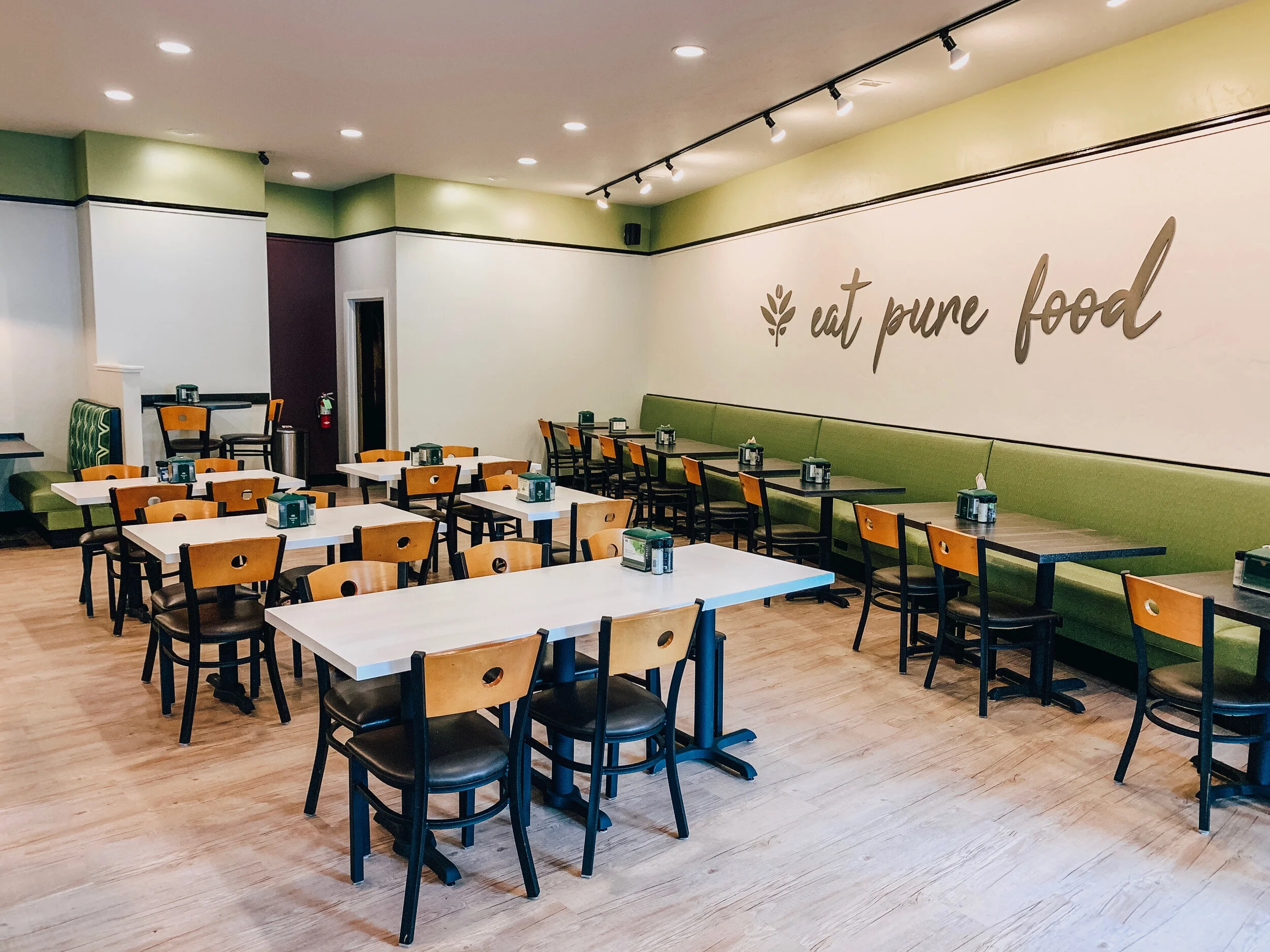 EatPureFoodWall.jpg