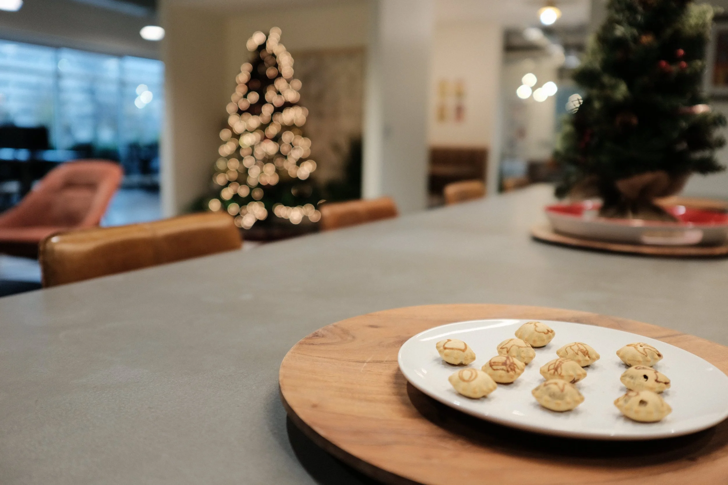 common desk 20211229_0835510013.JPG