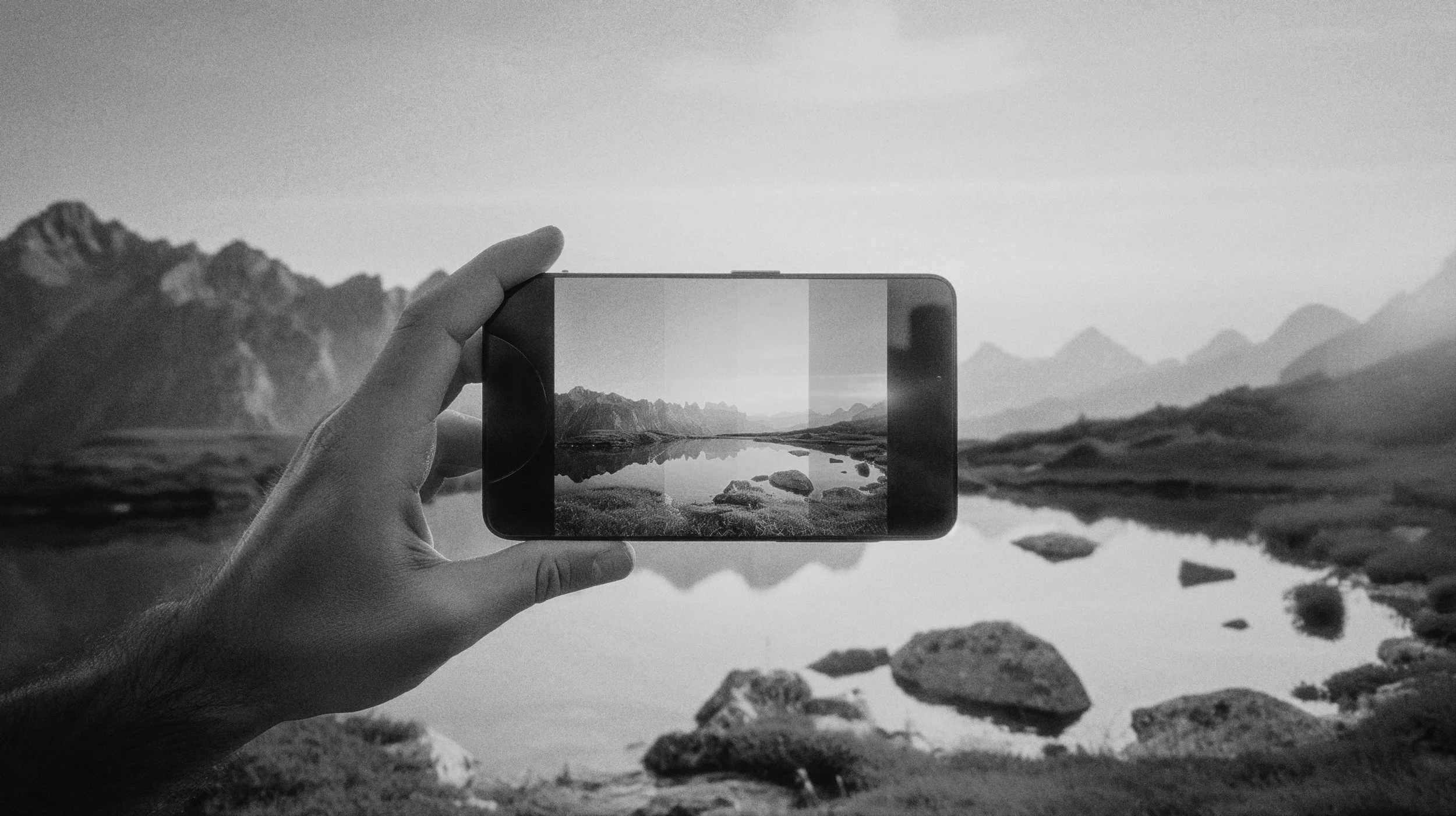 A Dive into the High-Performance Strategies of Outdoor Brands on Instagram