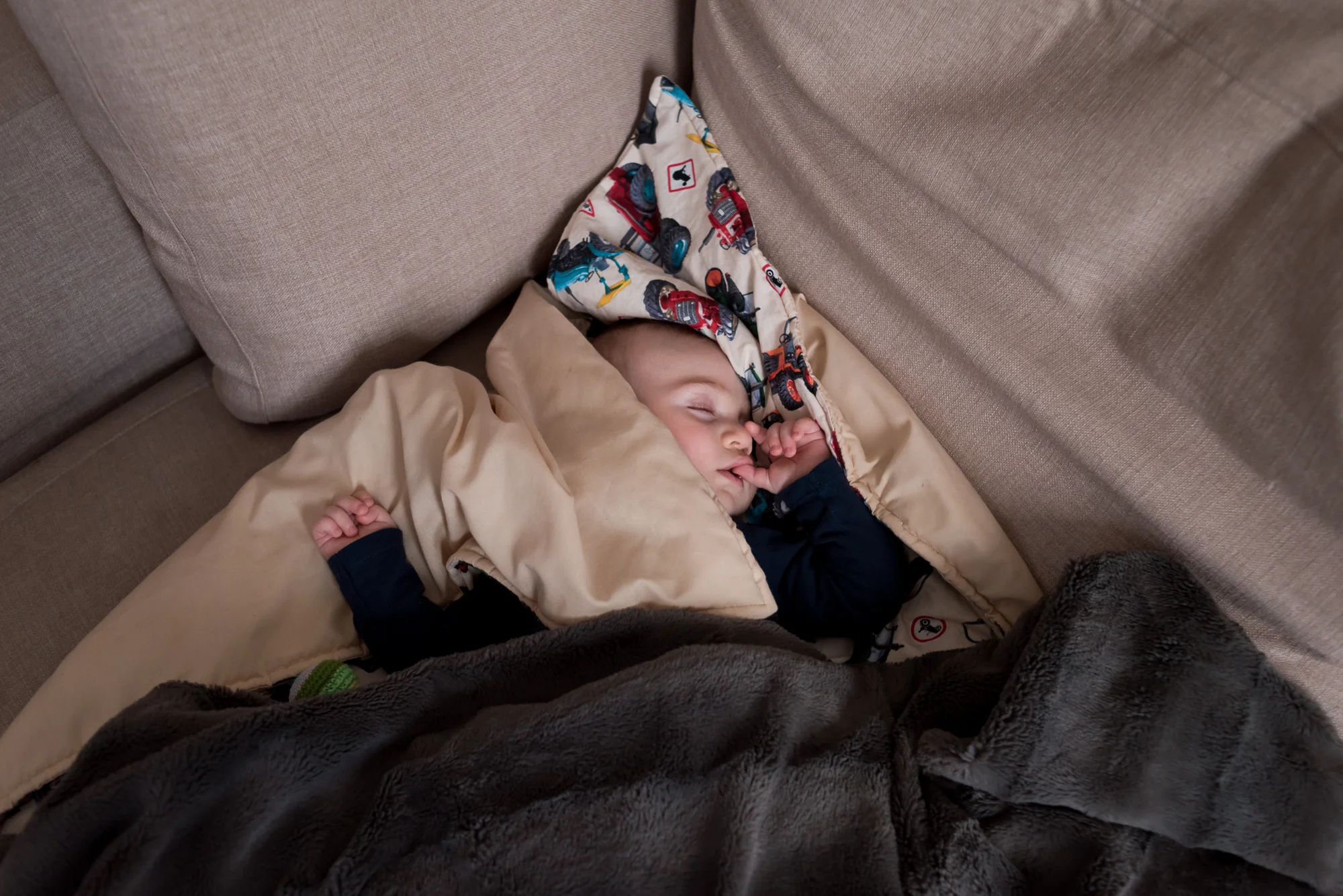 In this series, I reflect on traditional parenting roles by turning my lens on a new family. Sarah and Fred had their first baby, Elliot, four months ago. They invited me into their home to photograph them as they went about their day and we spoke about parenthood candidly. For them, parenting is something they had been longing for for some time. Although there are challenges, they have embraced their new life as a family with full hearts. 