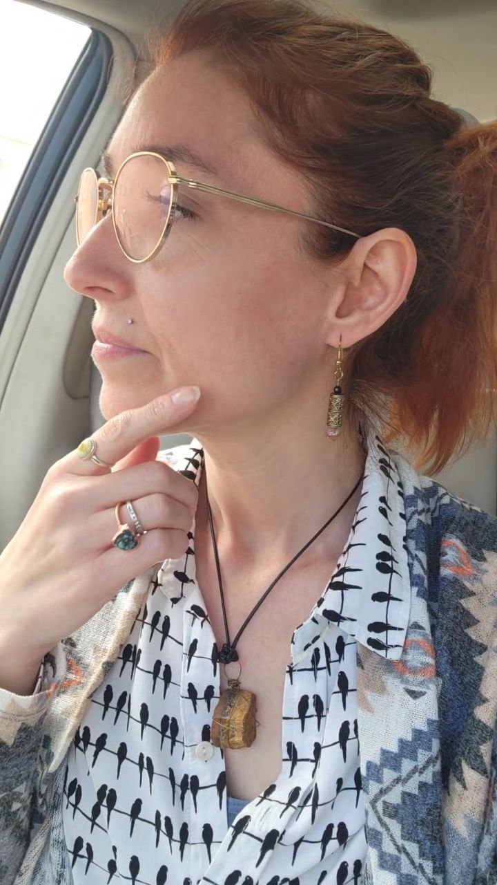 ✨️ Midweek Reflection Q is yum! ✨️
👉 Over this next month, what can I devote myself to with a slow, steady, patient energy?
Give yourself a lot of time with this one. And whatever arises, check to see if it feels frantic and anxious (what not to t