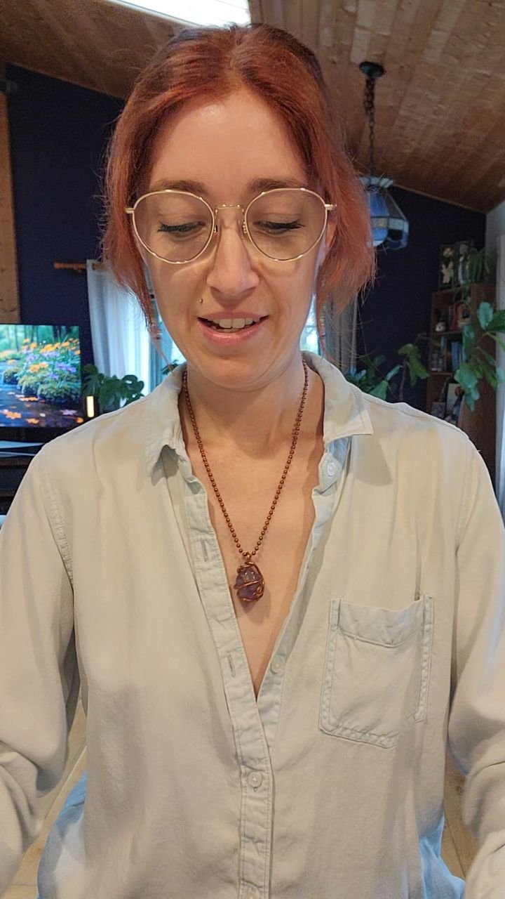 May's energy: hopelessly devoted 🐫😉
✨️ Mind | Body | Spirit reading for the energies of May. ✨️
Think of a question before hearing the reading or simply allow a message to come through if it's what you need to hear.
Let me know if you have quest