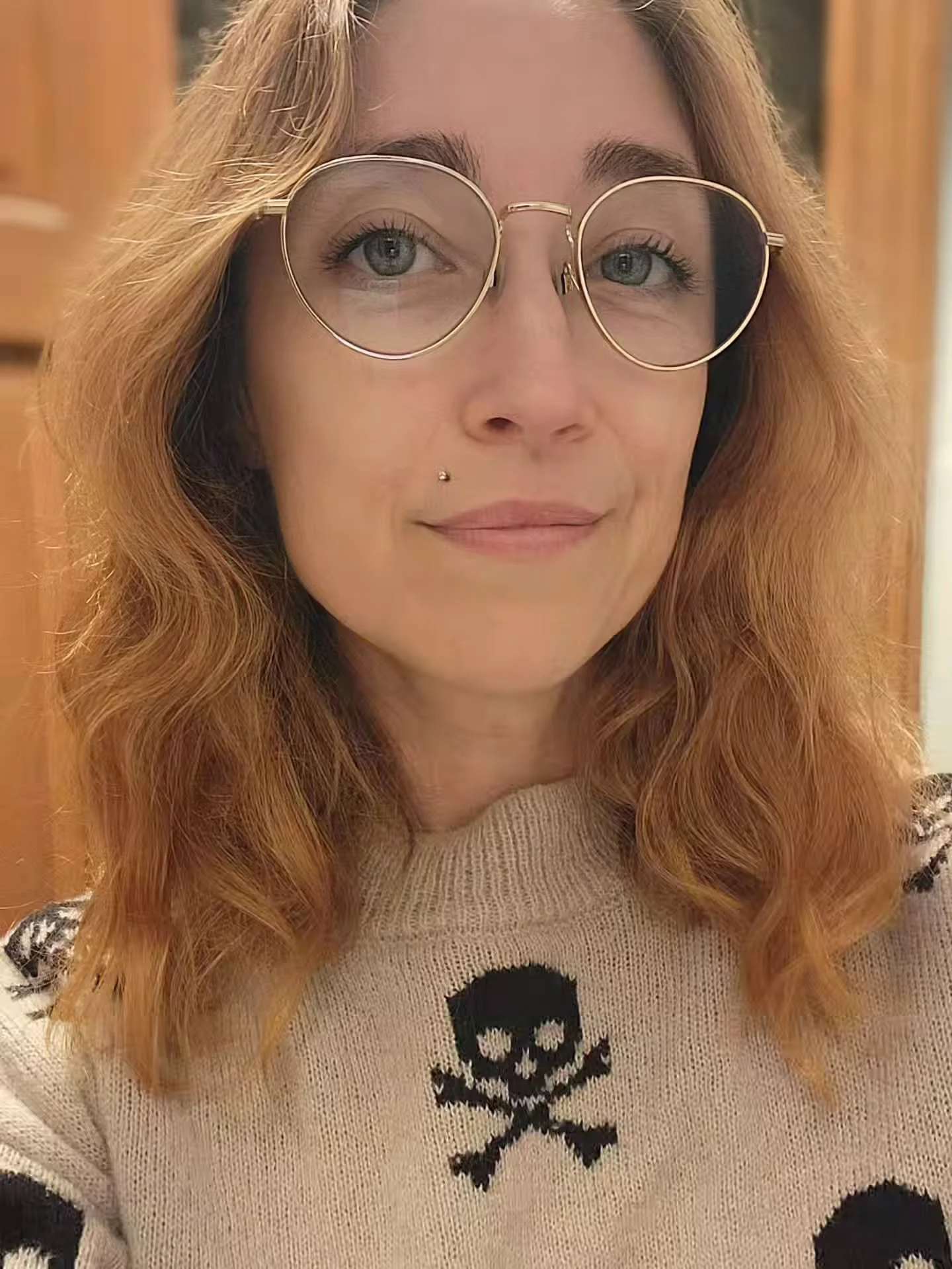I am fucking amazing!

I'm a really good listener.
I'm a deeply caring homemaker.
I kick ass at hosting women's circles.
I love HARD.
I'm incredible at self-inquiry.
I am gifted with an eye and a way with words.

If this made you uncomfortable, it's 