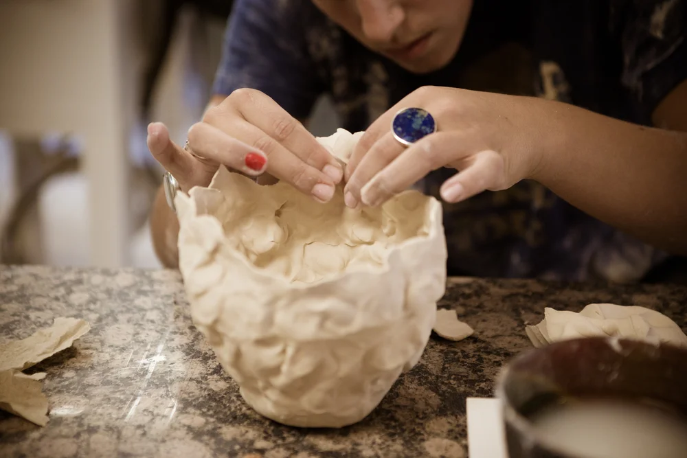 Gabriella Levy: Porcelain Artist