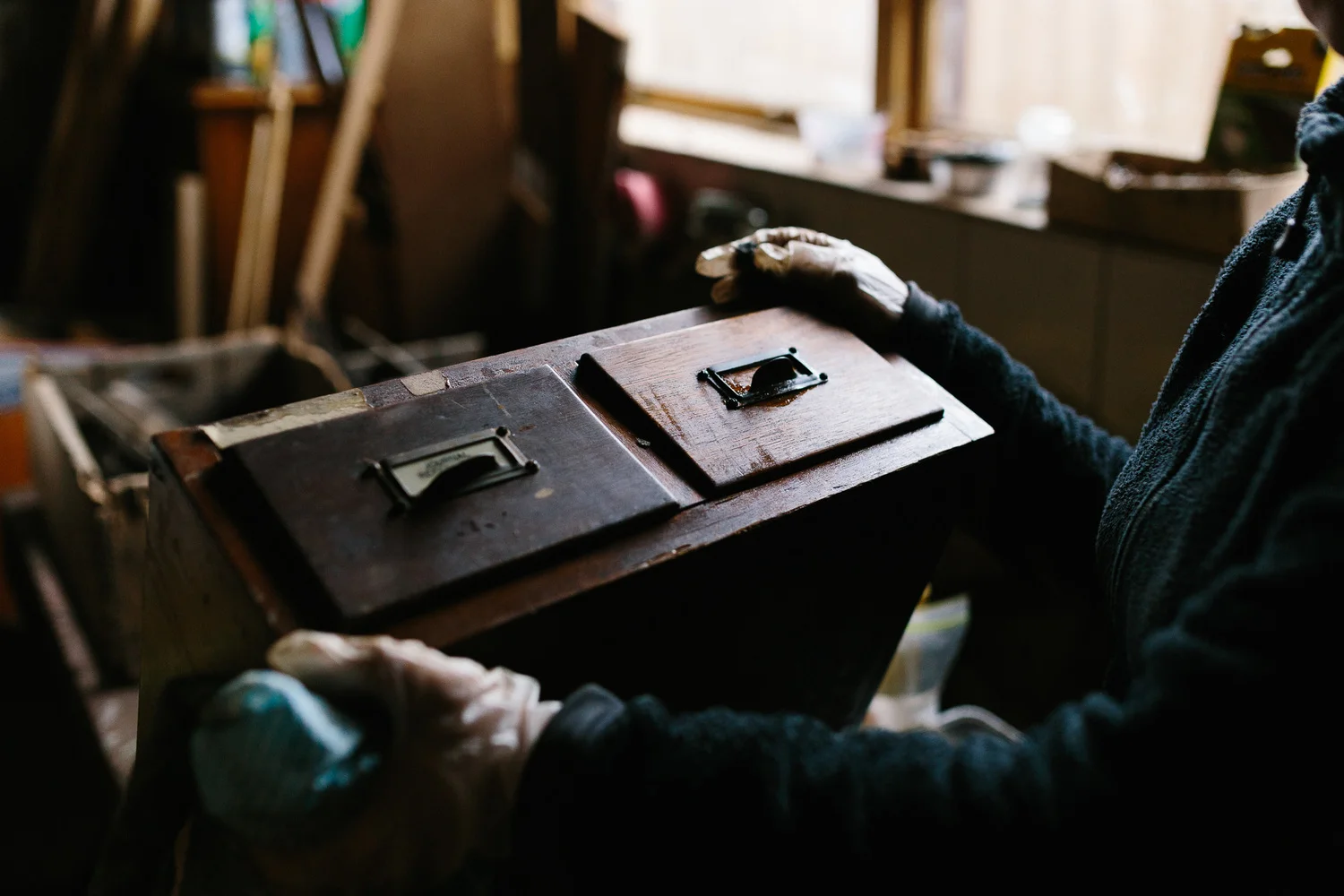 Marnie+Hawson's+An+HonestTrade+-+antique+dealer.jpg