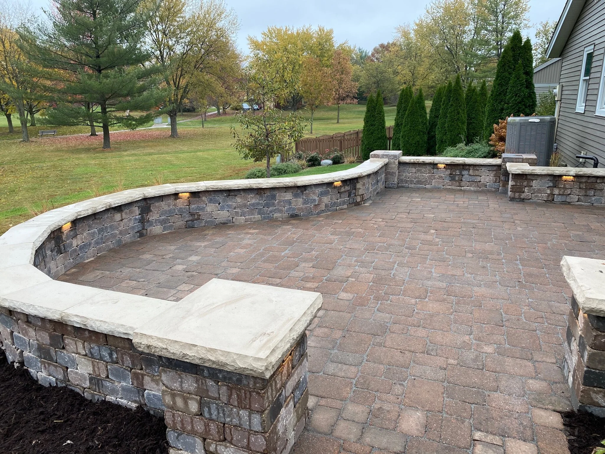 6 Smart Ways to Incorporate Hardscaping Into Your Yard