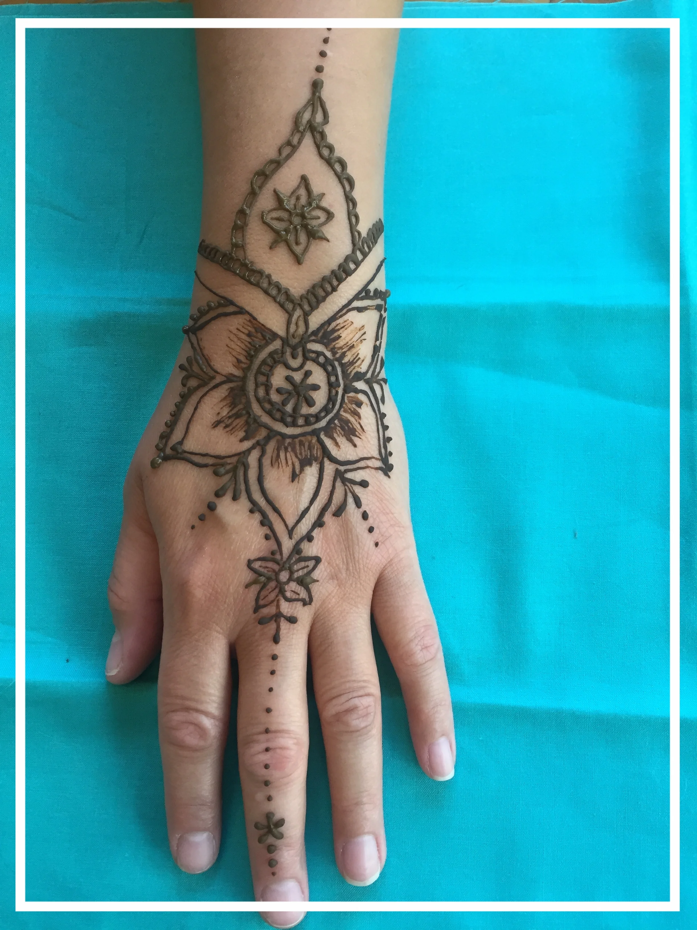 Henna Body Art