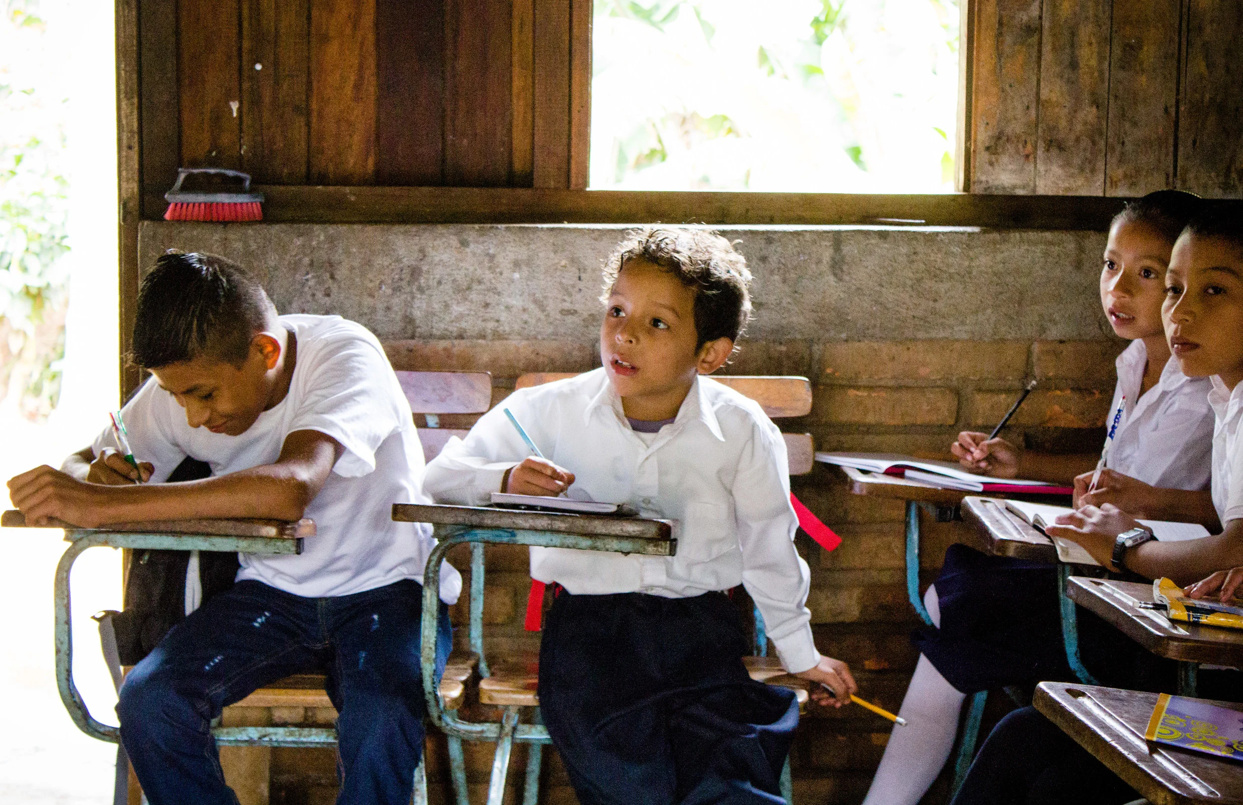 Project-Alianza-Children-Learning-In-Classroom.jpg