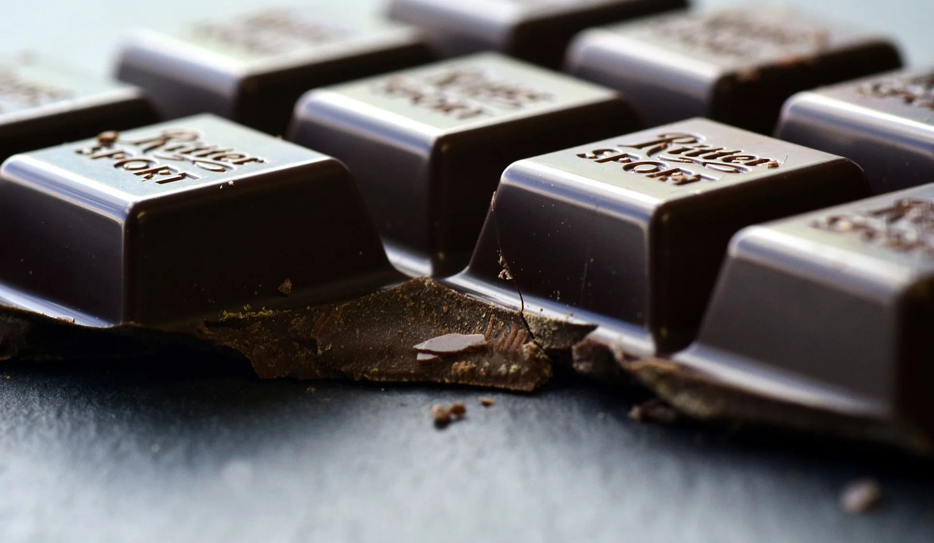 chocolate-3294455_1920.jpg