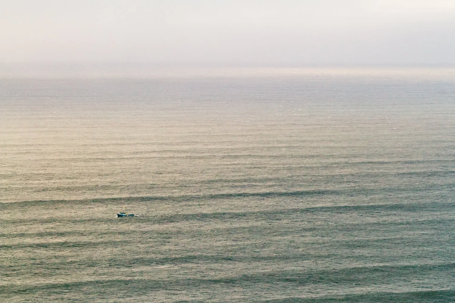Crab boat, southern Oregon, January 2016. Photo: Kew.